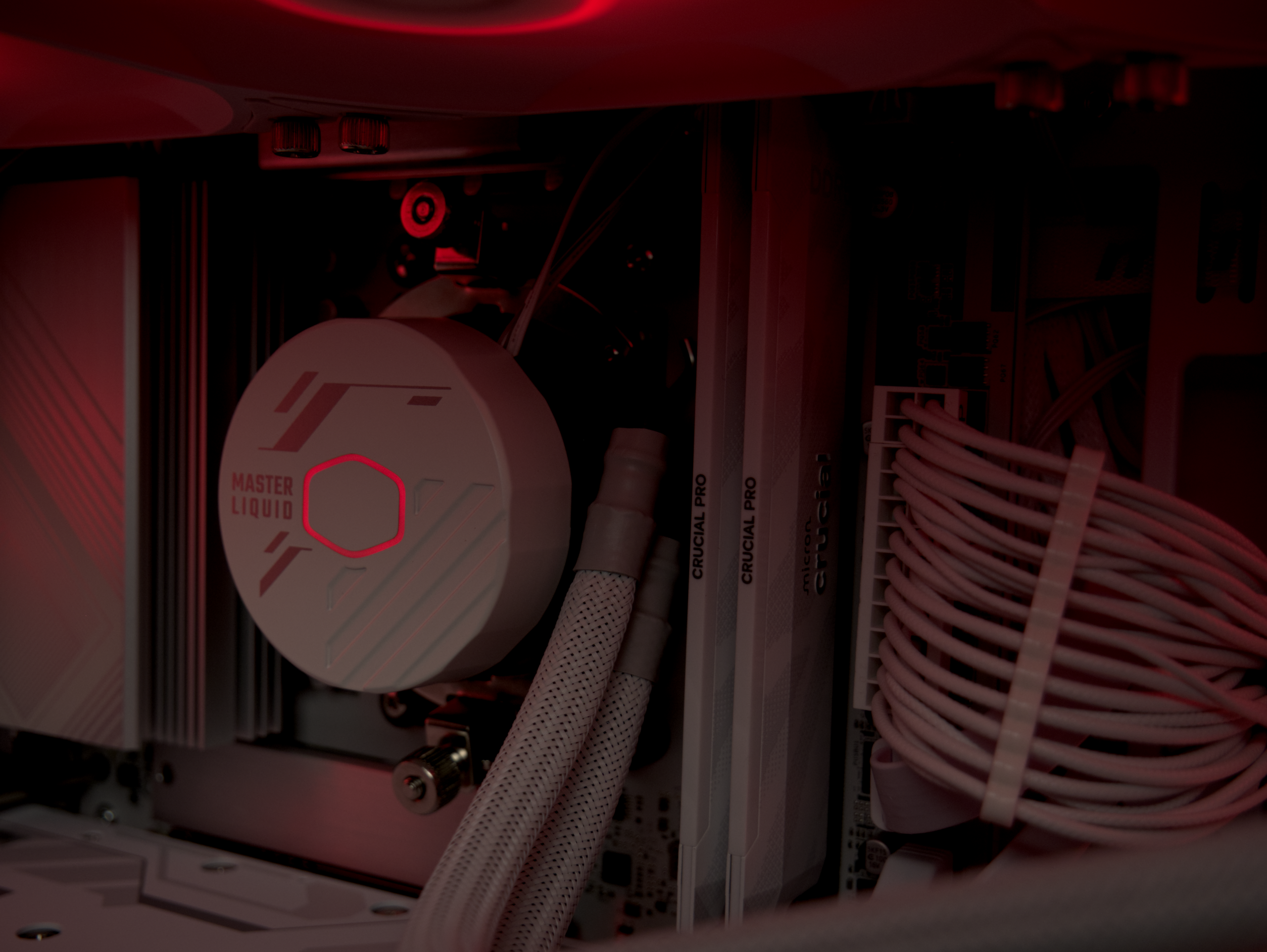 Monolith: Alabaster - Image 3