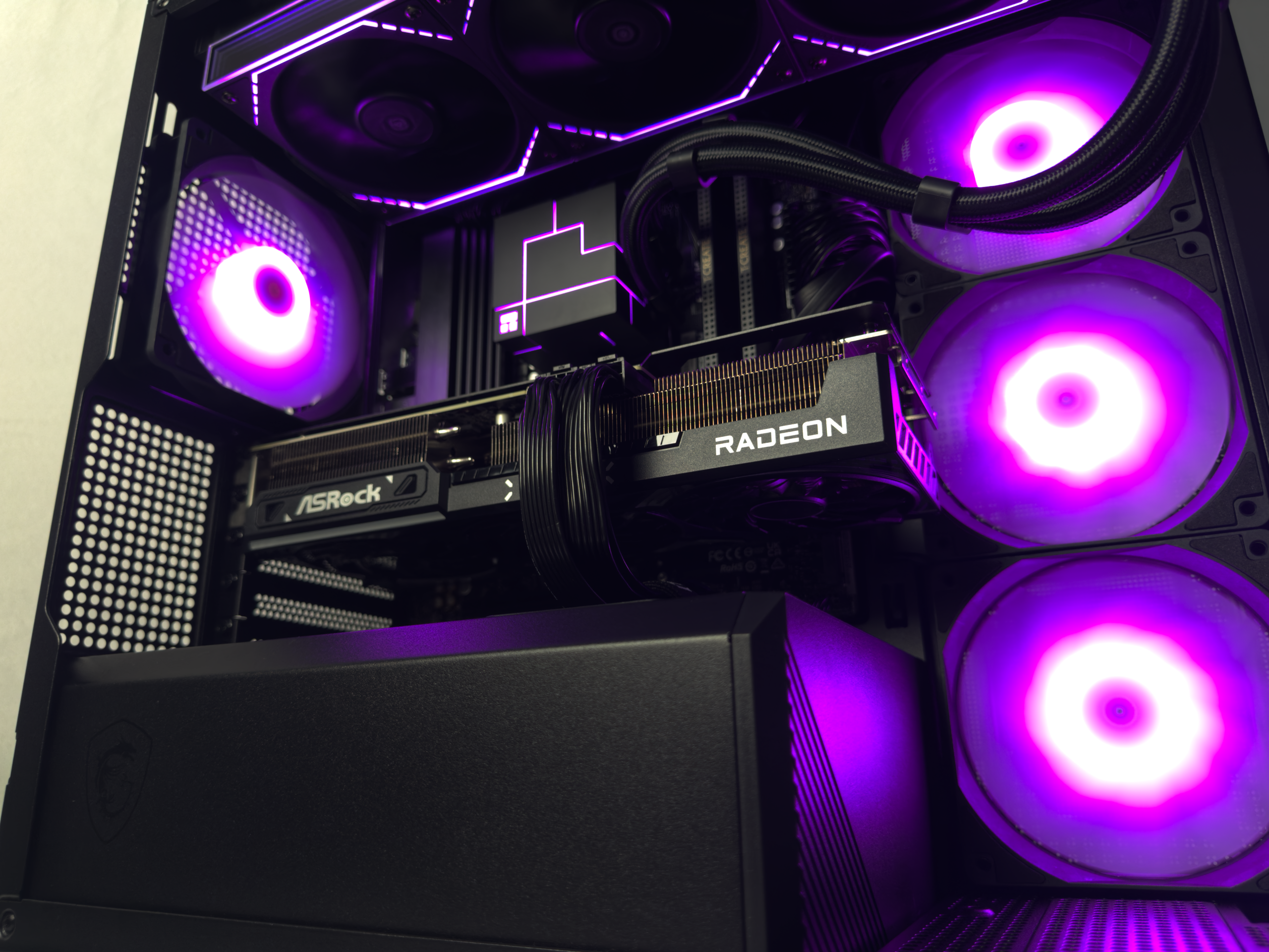 Monolith: Basalt 9070XT - Image 15